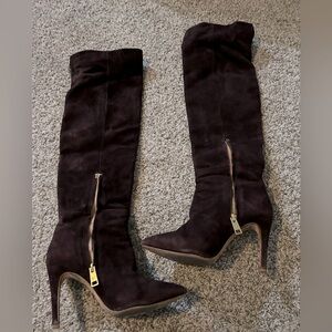 Joie knee high boots
Size 37.5 (7.5)